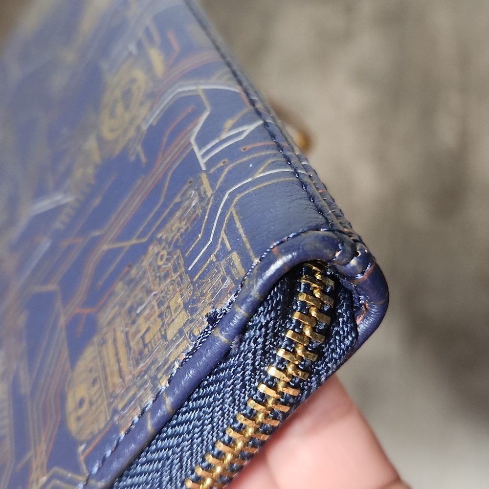 Disney Star Wars Droid Wallet/wristlet - Picture 5 of 6